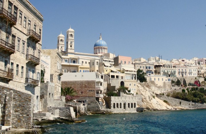 Accommodation in Syros,Luxury holidays in Syros,Elefthia Syros,Suites in Syros,Syros